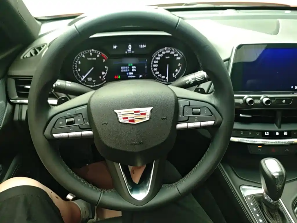 Cadillac CT4 2023 2023 25T Luxury Model