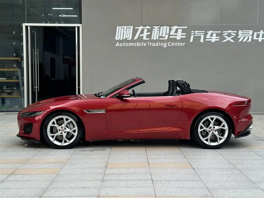 Jaguar F-TYPE 2021 P300 Rear-Wheel Drive Convertible фото 13