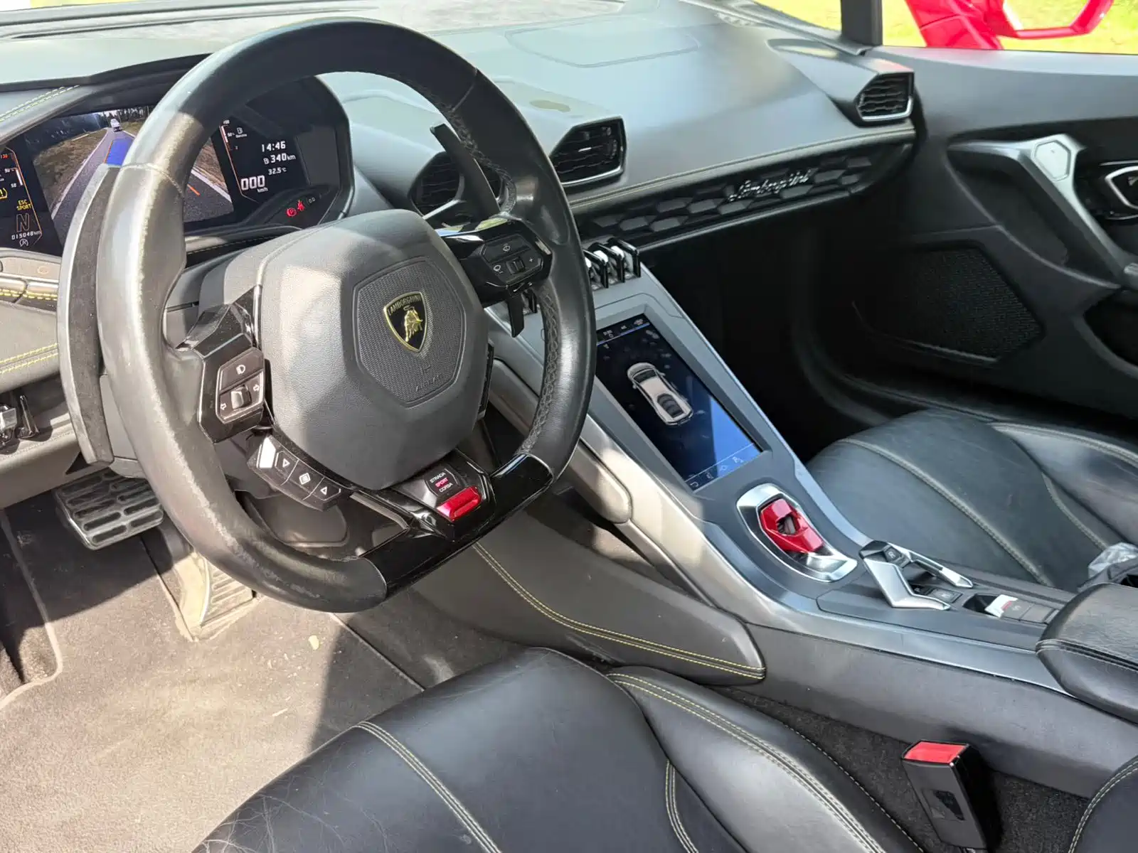 Photo 12 - Lamborghini Huracán