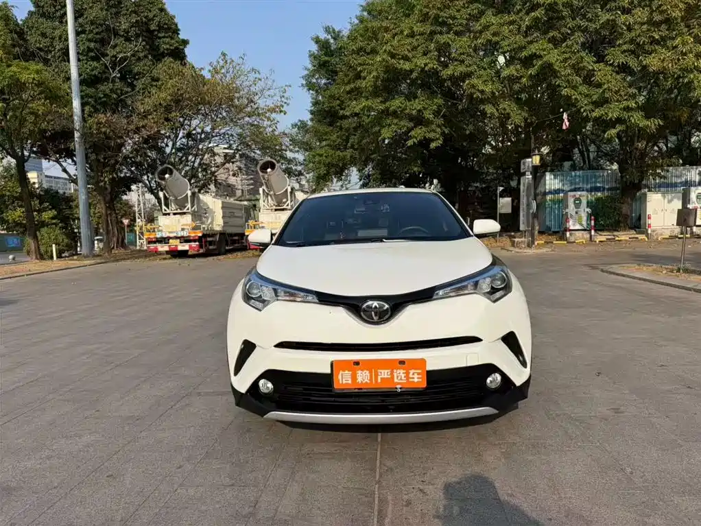 Toyota IZOA 2018 2.0L Yichi Edition China V фото 3