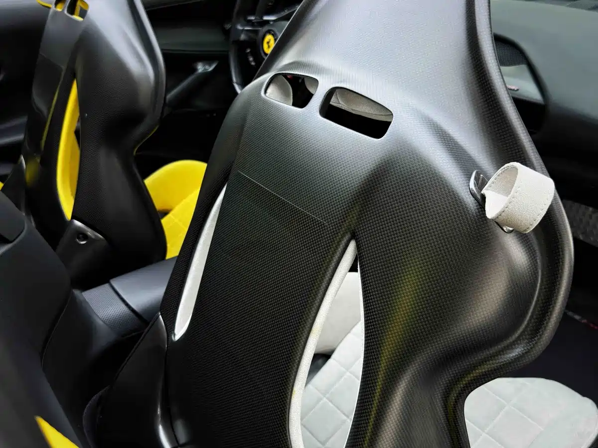 Ferrari SF90 2023 2021 3.9T V8 Spider