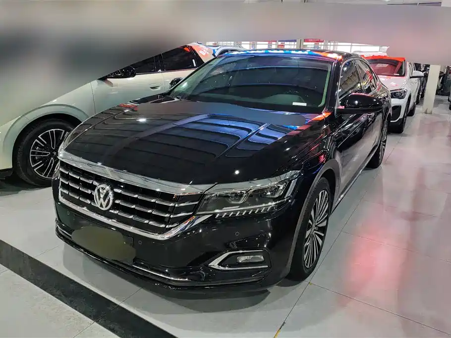 Volkswagen Passat 2020 330TSI Luxury Edition China VI