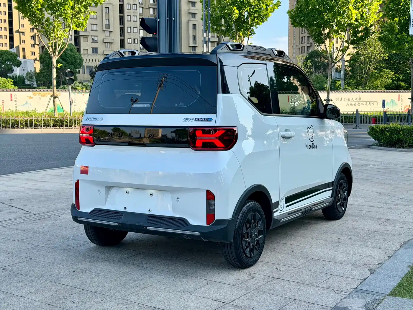 Фото 6 - Wuling Motors Hongguang MINIEV