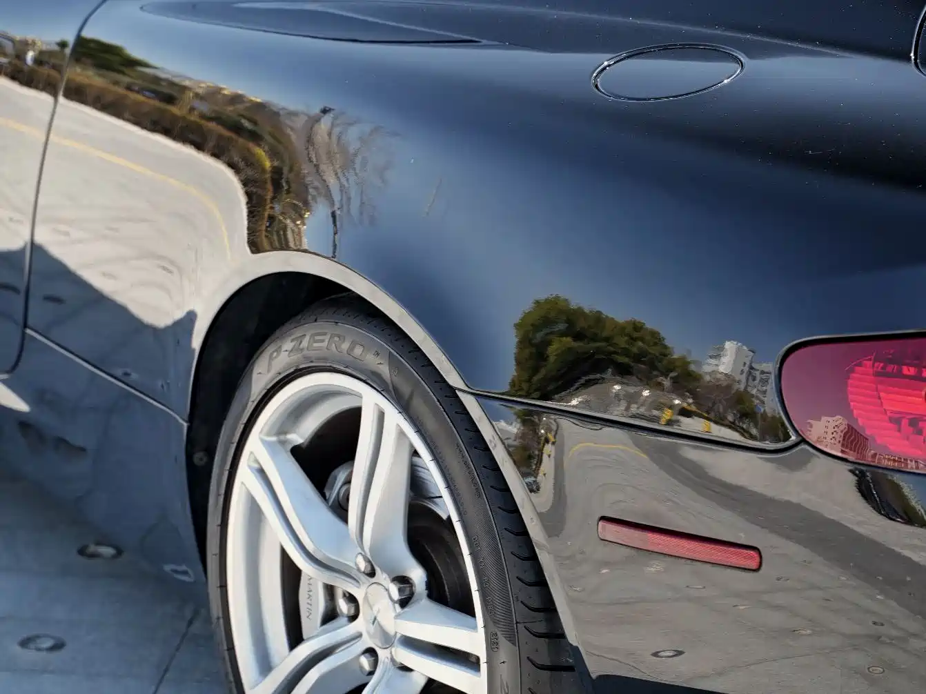 Aston Martin DB9 2009 2007 6.0L Touchtronic Coupe