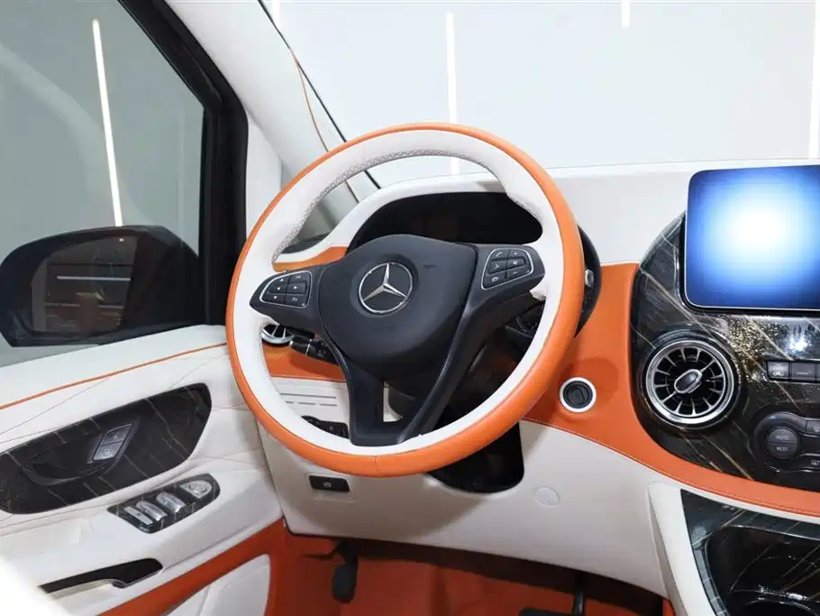 Mercedes-Benz Vito 2021 2.0T Business Edition 7-seater фото 25