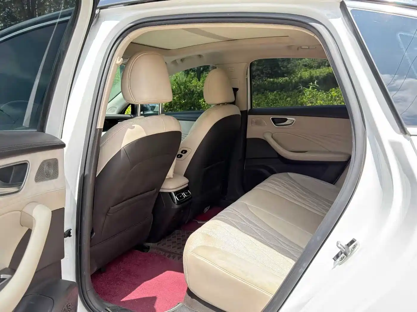 Фото 6 - Roewe D7