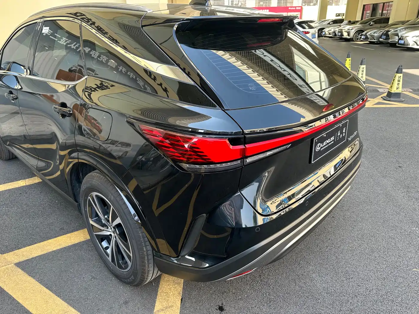 Lexus RX 2025 350h 2WD Comfort Edition фото 25