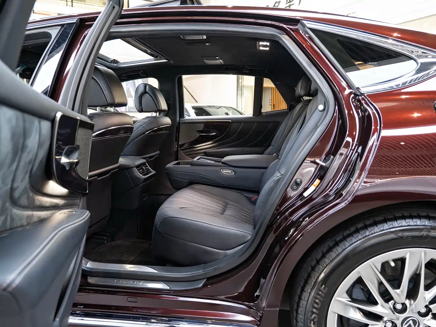 Lexus LS 2022 2021 500h Luxury Edition
