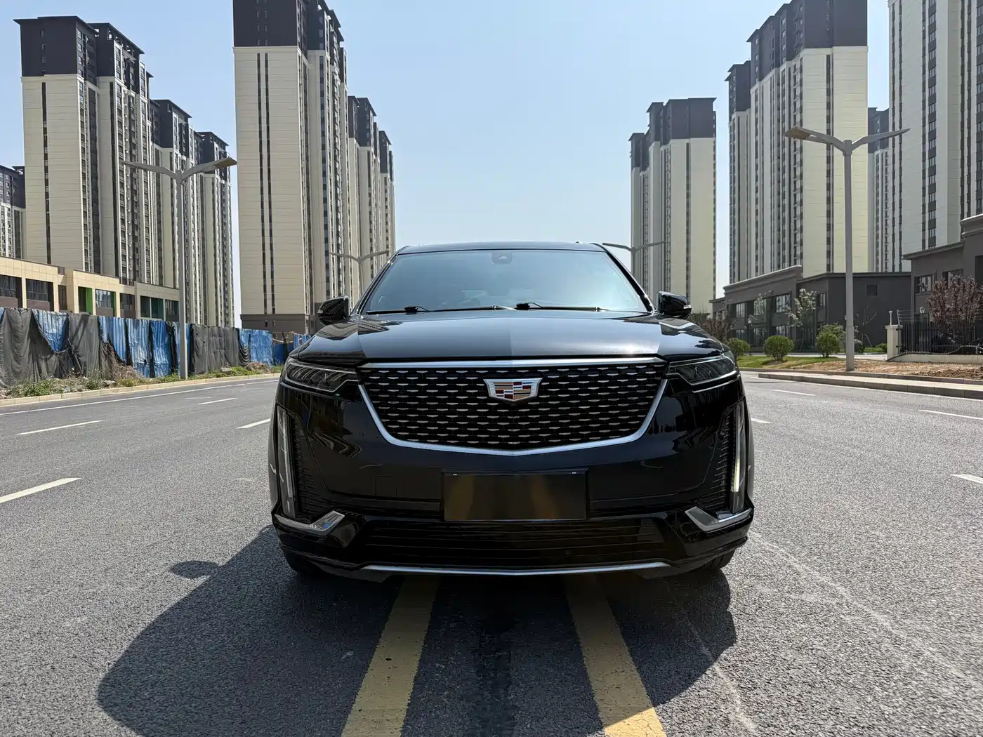 Cadillac XT6 2022 2.0T 6-Seater 4WD Luxury Edition фото 2