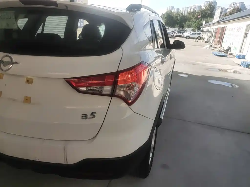 Haima S5 2015 2015 1.6L Manual Comfort