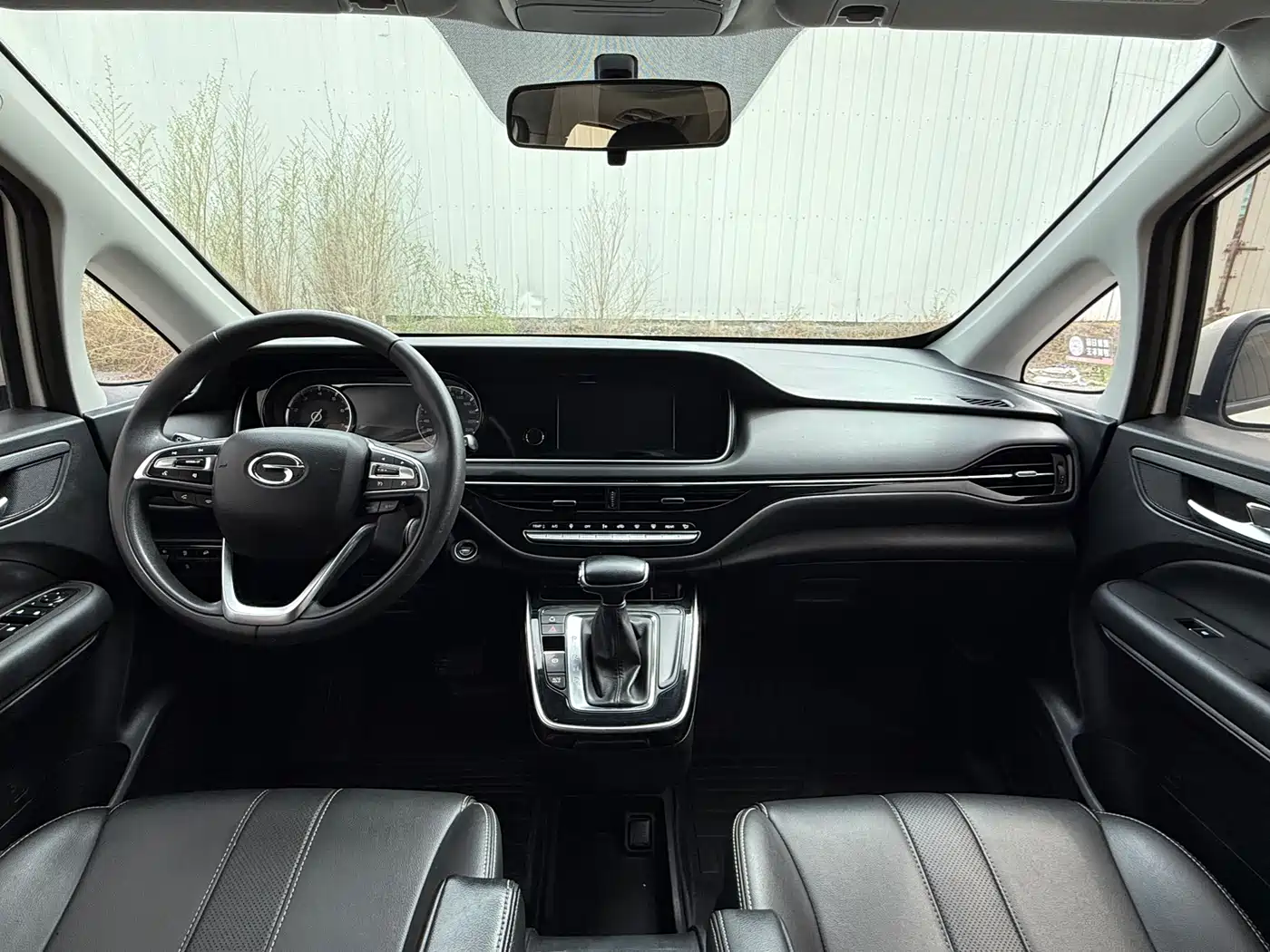 GAC Trumpchi Trumpchi M6 2019 270T Automatic Luxury (7-seater) China V фото 5