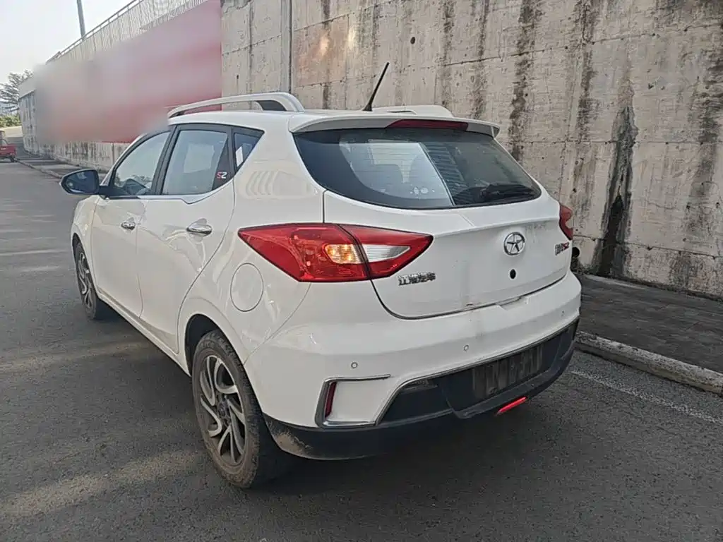 JAC Motors Refine S2 2016 2015 1.5L CVT Luxury Smart