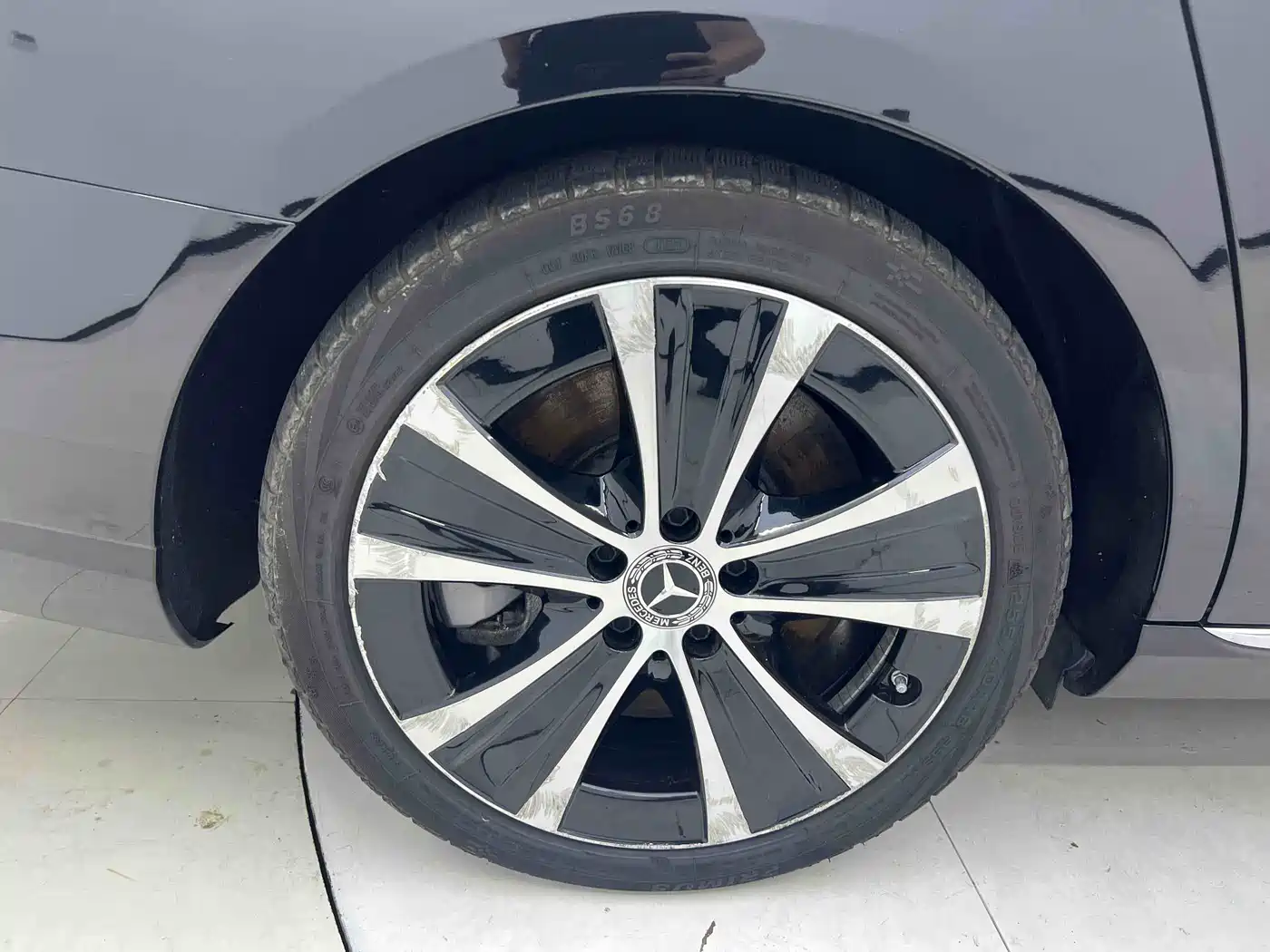 Mercedes-Benz E-Class New Energy 2022 E 350 e L Plug-in Hybrid Sedan фото 11