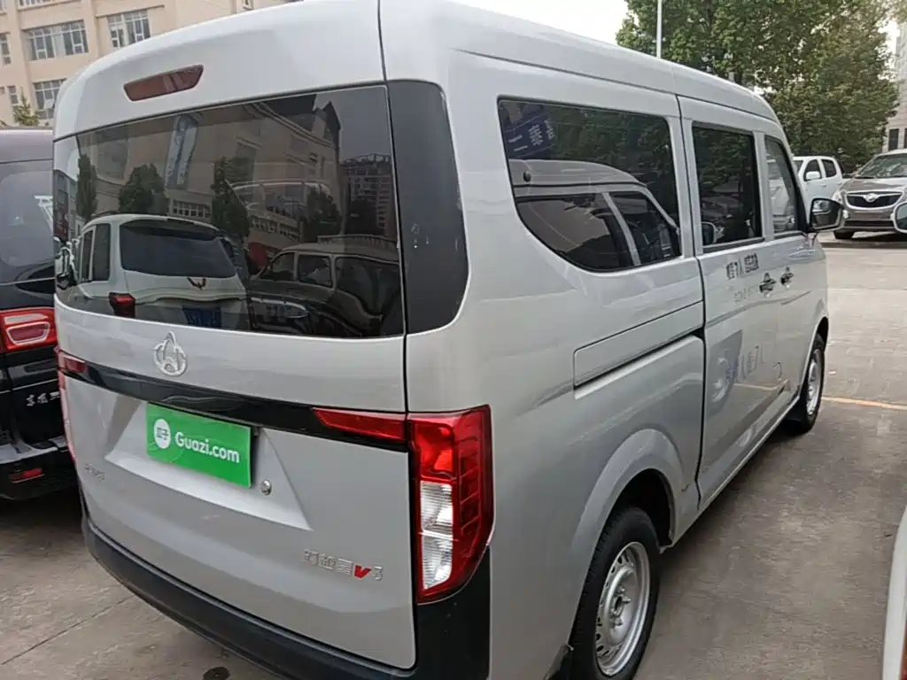 Changan Kuayue Kuayuexing V3 2025 2023 1.5L Gasoline Standard 7-seater Passenger Vehicle