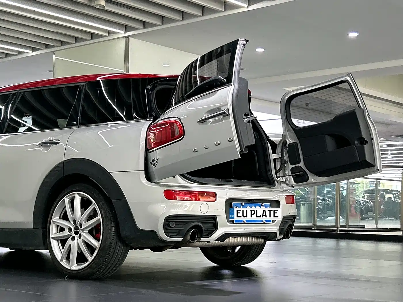 MINI JCW CLUBMAN