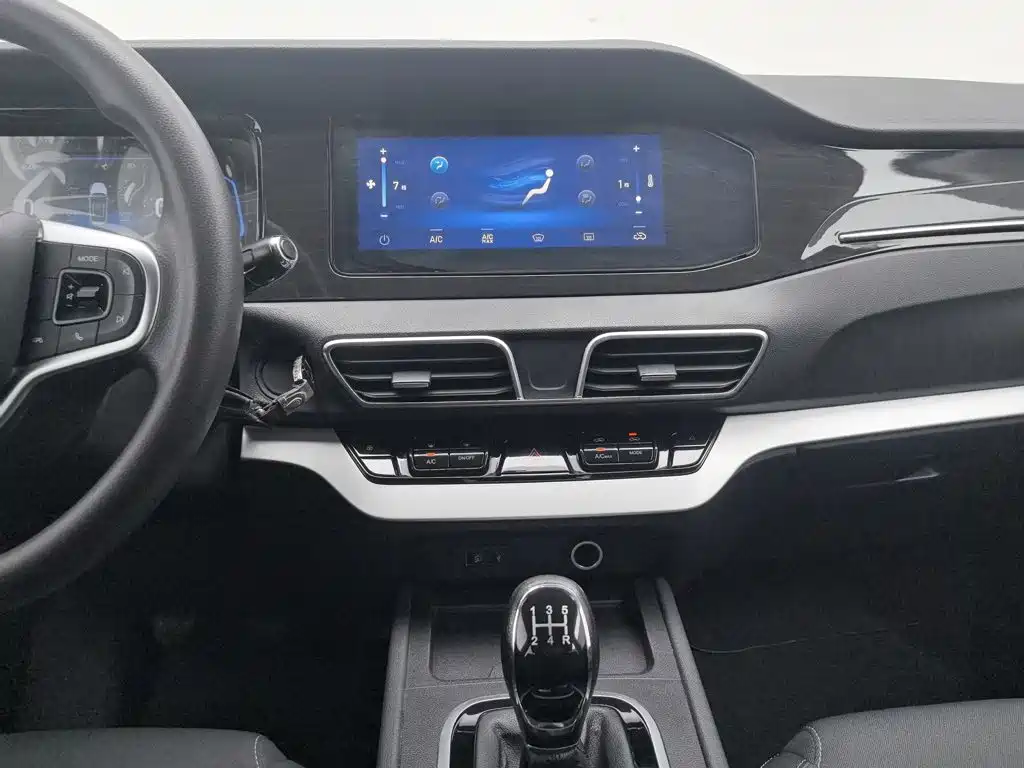 Cowin Xuanjie 2021 2021 1.5L Manual Benefit Edition