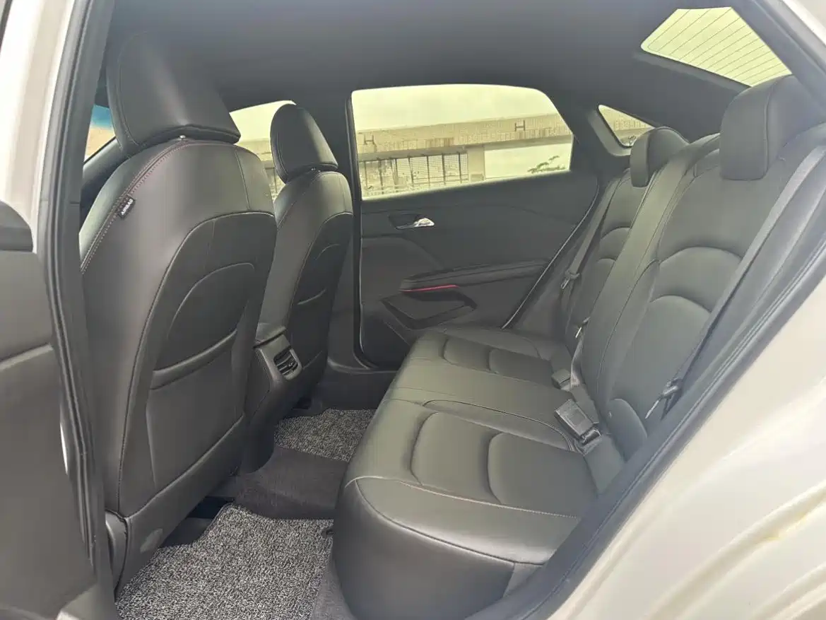 Chevrolet Monza 2019 RS 330T Auto Smooth Edition China VI фото 6