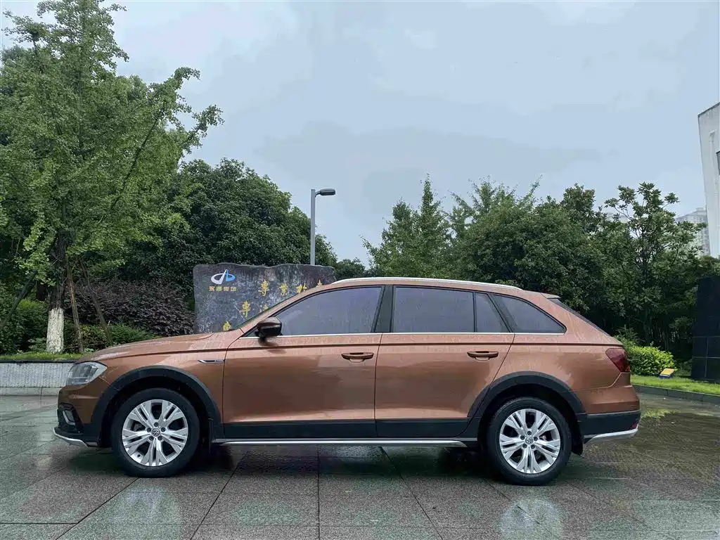 Volkswagen C-TREK 2018 2017 1.6L Automatic Comfort