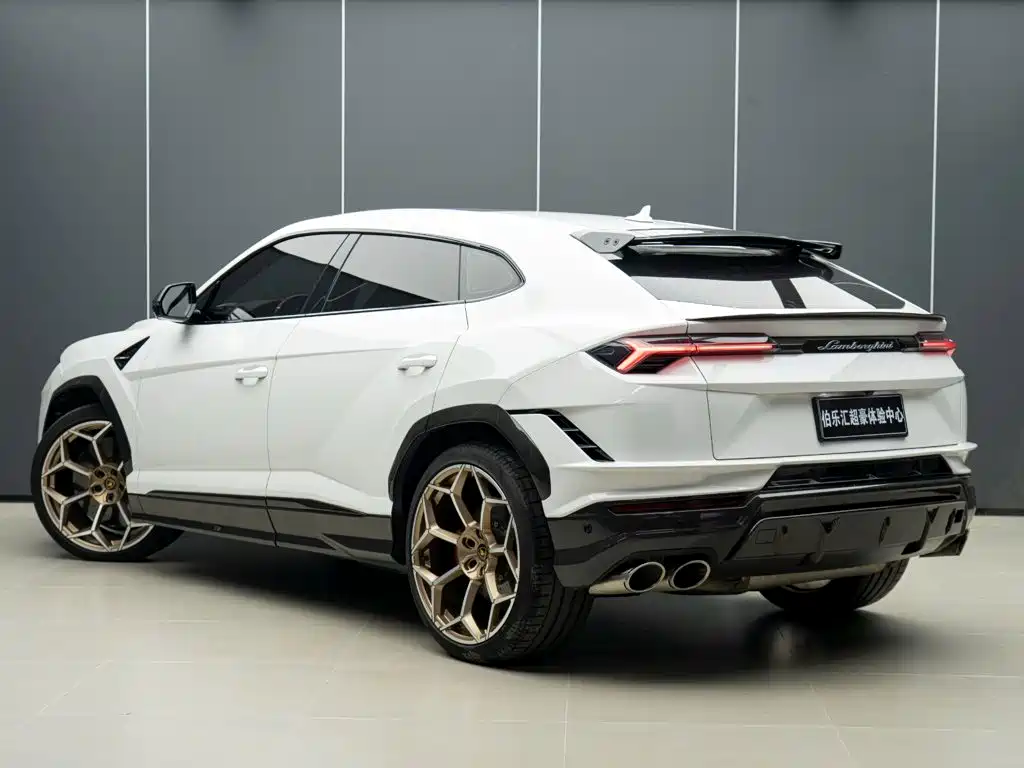 Lamborghini Urus 2024 2023 4.0T V8 S
