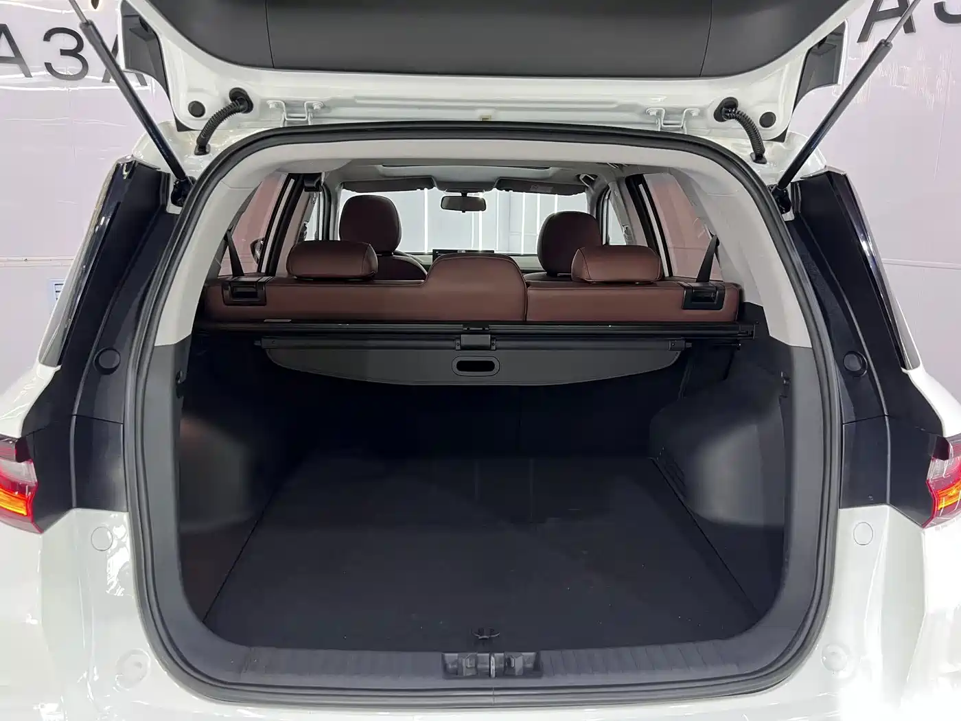 Geely Emgrand X6 2023 2021 Model PRO 1.4T Automatic Premium