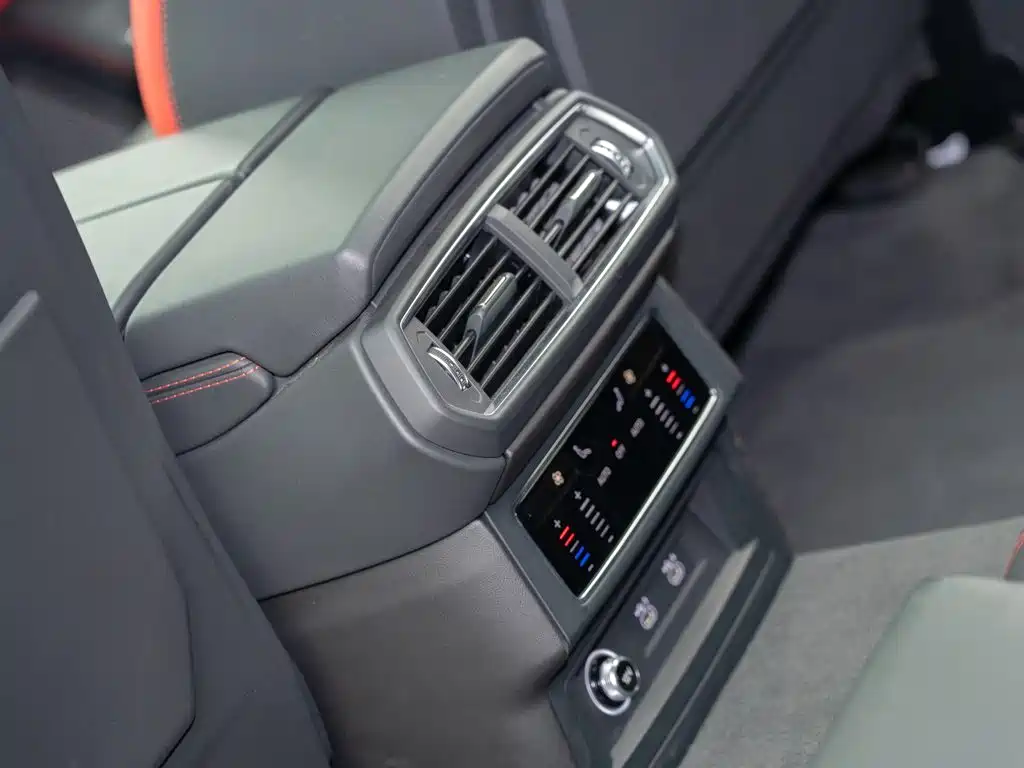 Lamborghini Urus 2024 2023 4.0T V8 S