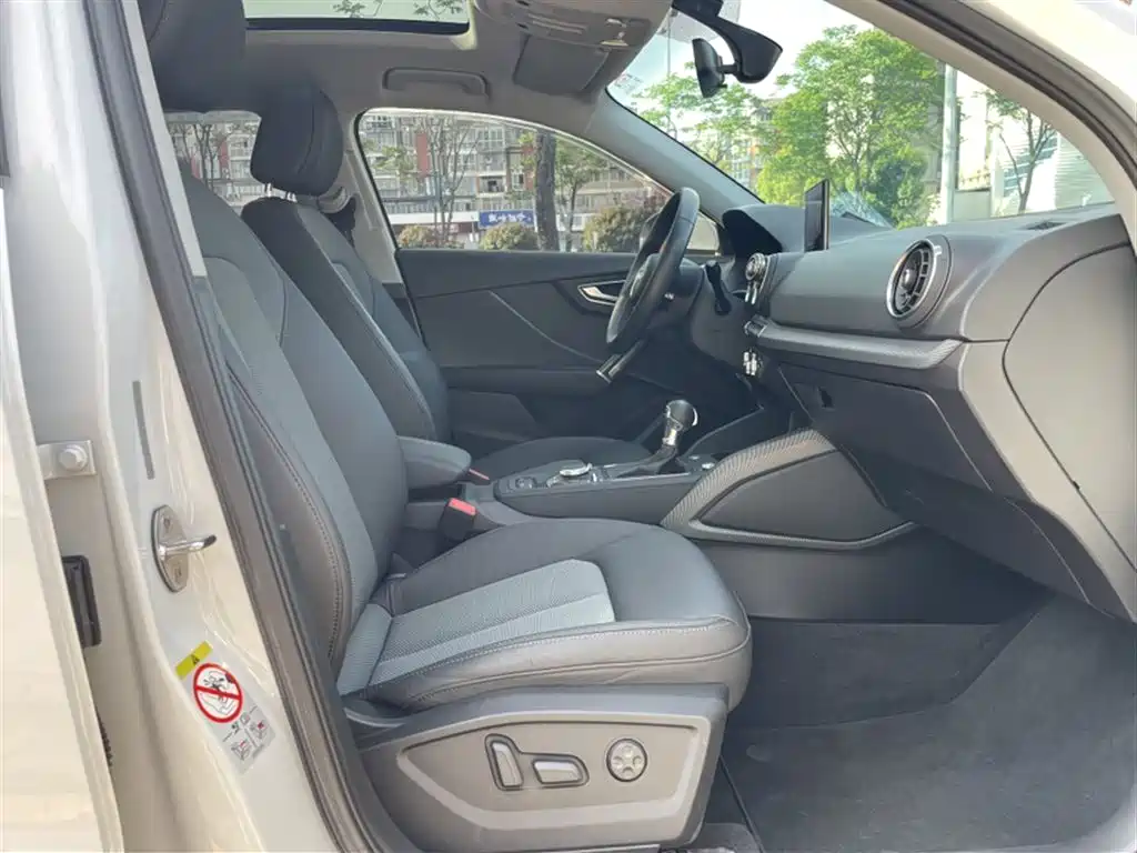Audi Q2L 2021 35 TFSI Fashion Elegance фото 3