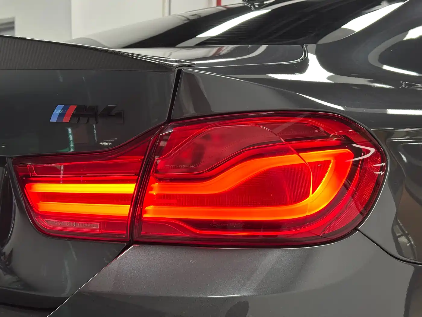 Фото 19 - BMW M4