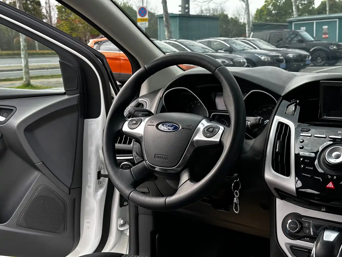 Ford Focus 2014 2012 Hatchback 2.0L Automatic Luxury Sport