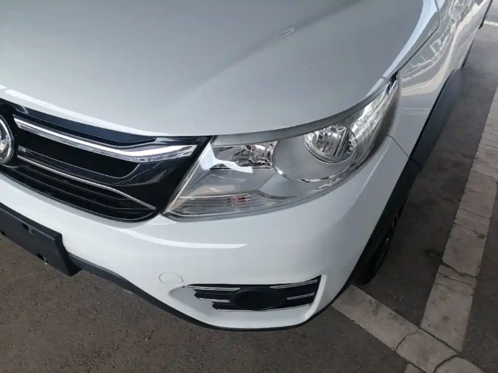 Dongfeng Fengxing Joyear XV 2017 2016 1.6L CVT Comfort