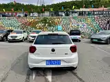 صورة 8 - Volkswagen Polo