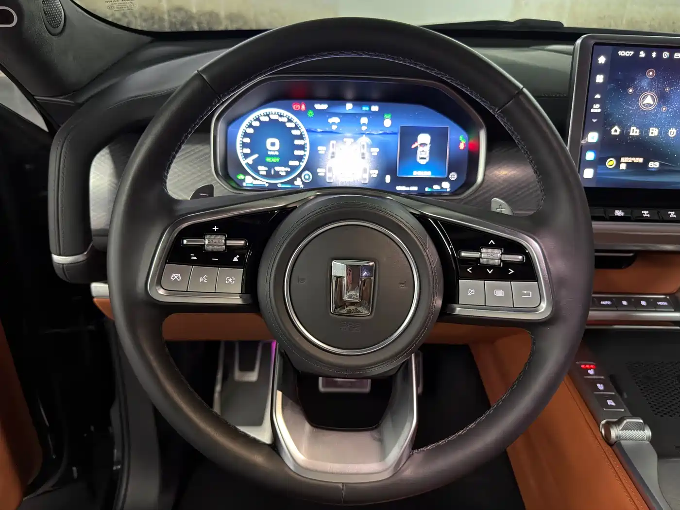 TANK TANK 700 NEW ENERGY