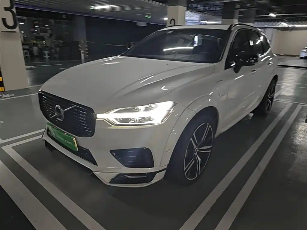 Volvo XC60 Plug-in Hybrid 2021 T8 E-Drive Hybrid Inscription Sport