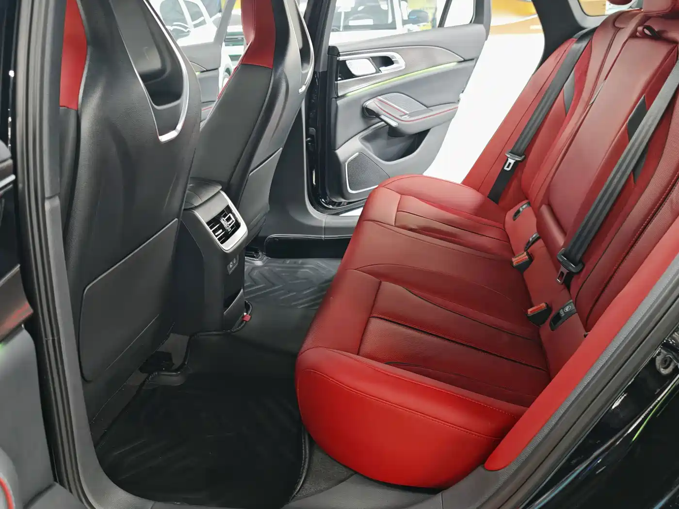 Hongqi H6 2025 2025 Model 2.0T Fashion Edition
