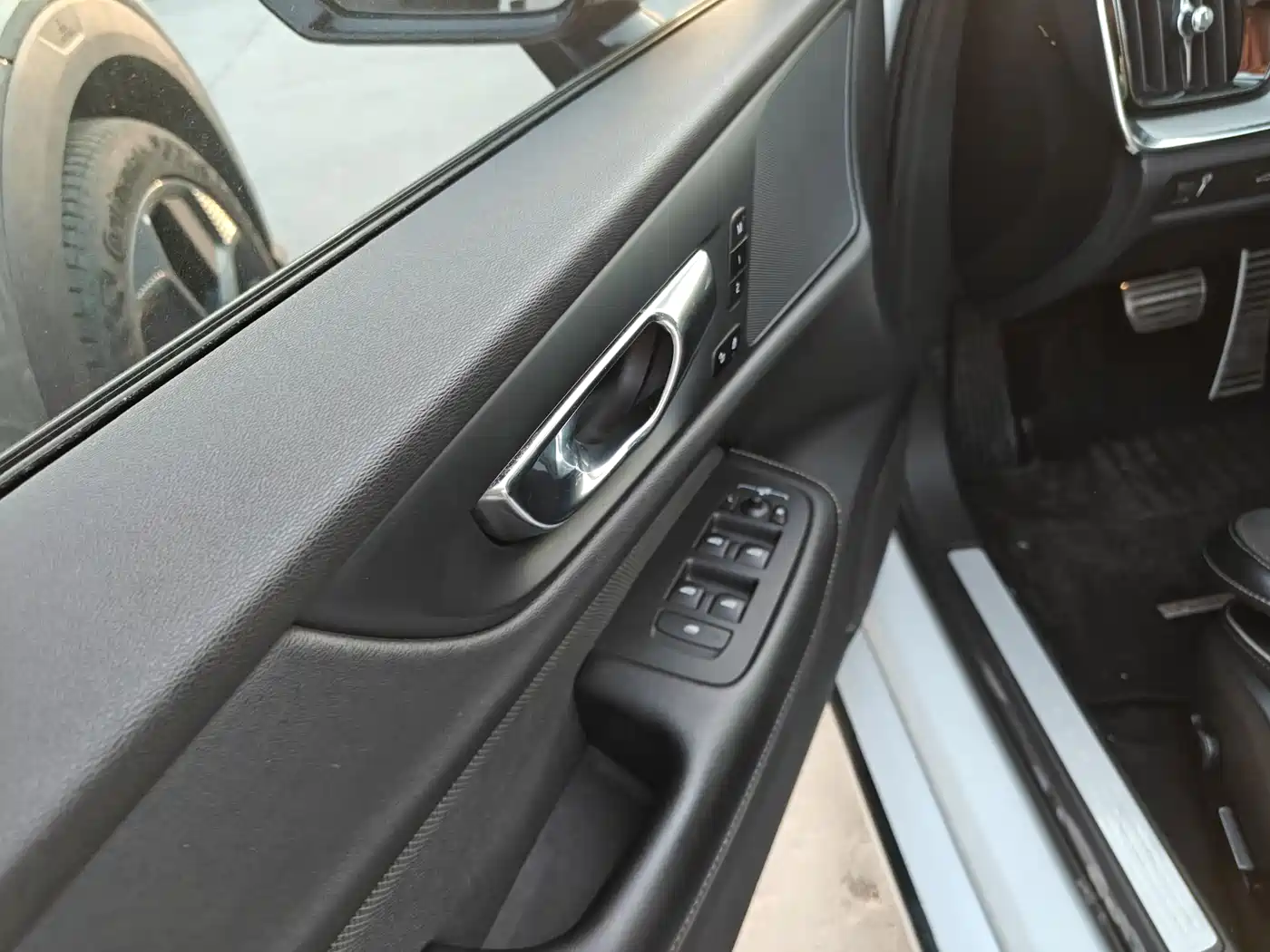 Volvo S60 2021 T4 Inscription Sport Edition фото 14