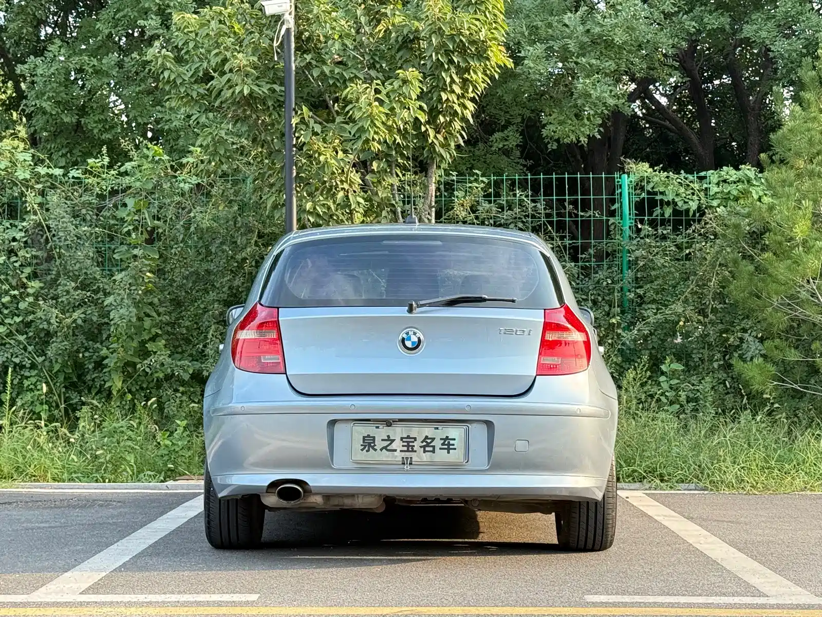 Photo 5 - BMW 1 Series (Import)