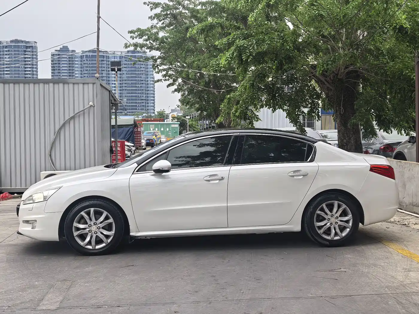 Peugeot 508 2013 2.0L 2nd Anniversary Auto Smart Edition фото 10