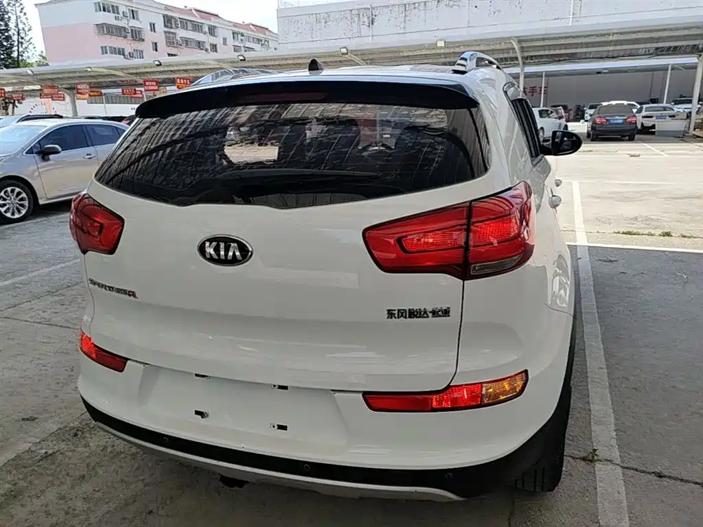 Kia Sportage 2016 2.0L Automatic 2WD GL фото 7