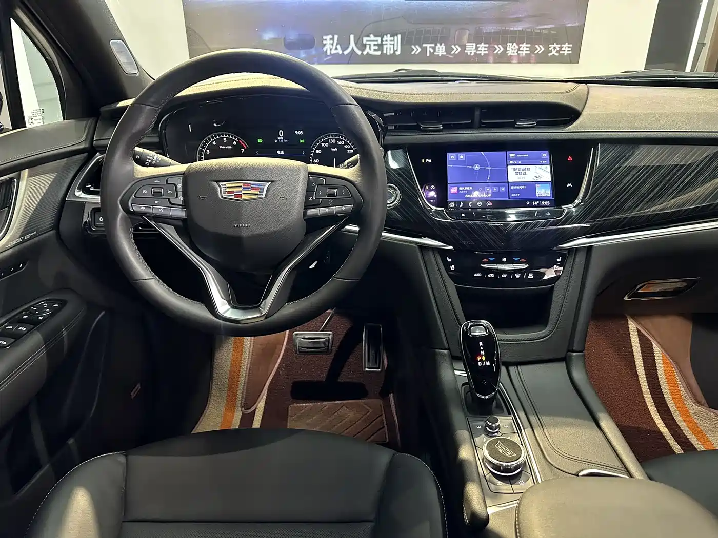 CADILLAC XT6
