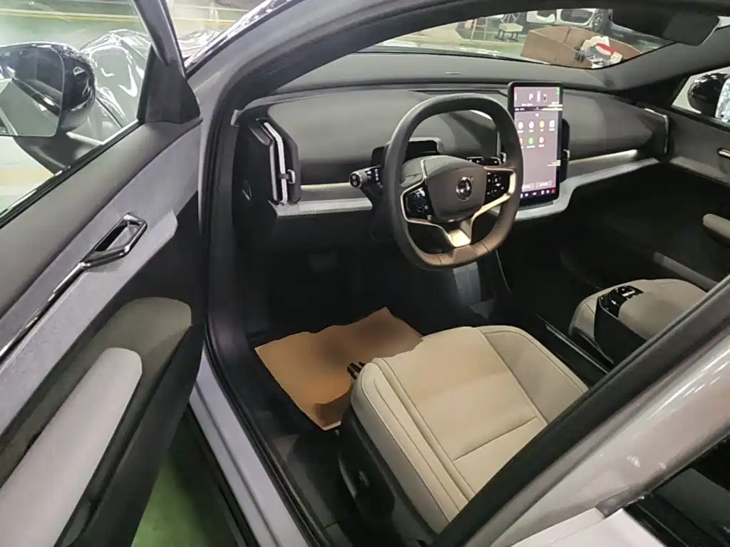 صورة 16 - Volvo EX30