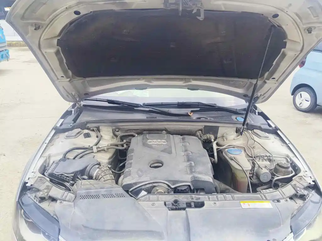 Фото 3 - Audi A4L