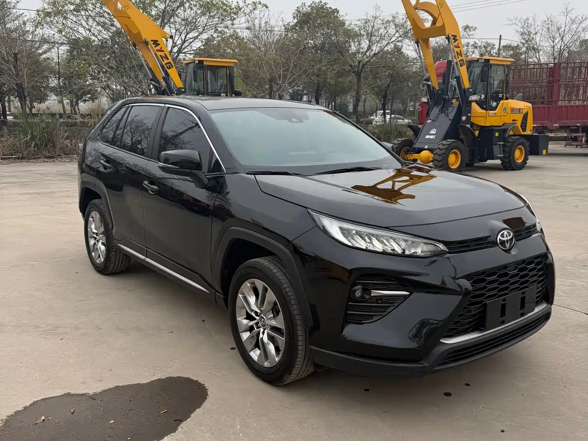 Toyota Wildlander 2022 2.0L CVT FWD Luxury Edition фото 3