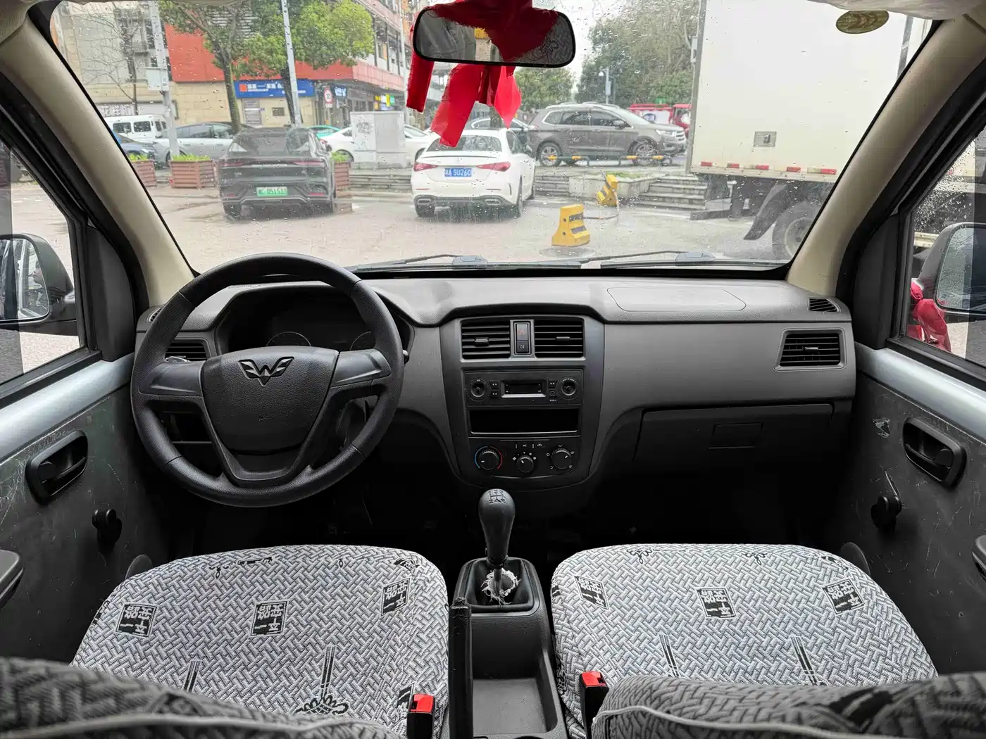 Wuling Motors Wuling Rongguang S 2024 2023 1.5L Base 5/7 Seater