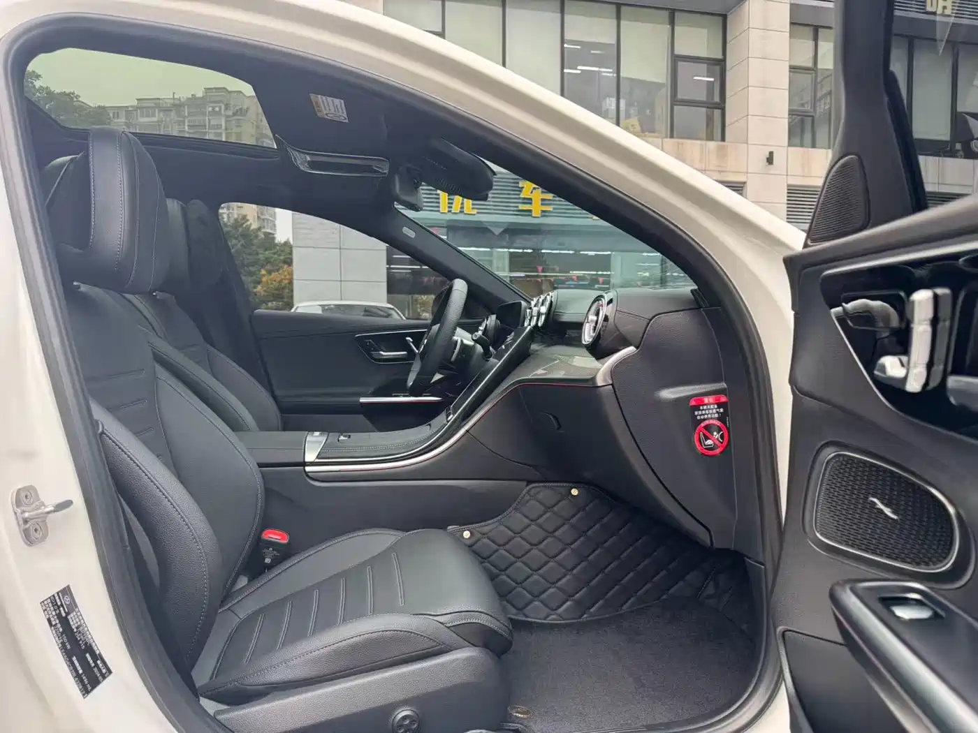 Mercedes-Benz C-Class 2024 C 260 L Sport фото 3
