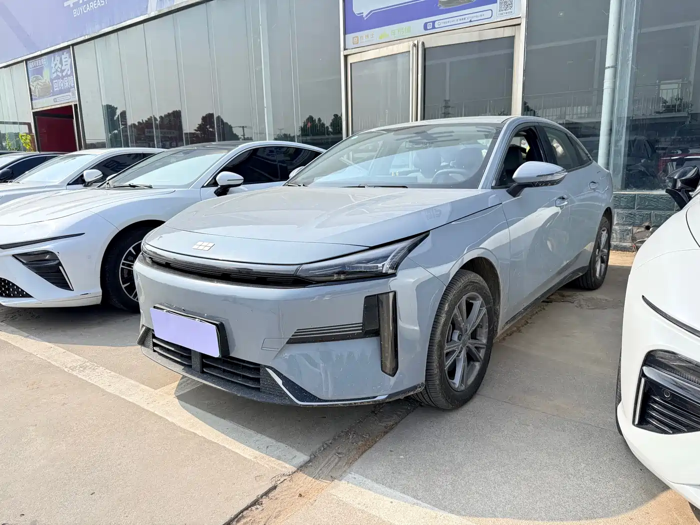 Geely Galaxy Galaxy L6 2025 EM-i 140km Voyage Edition