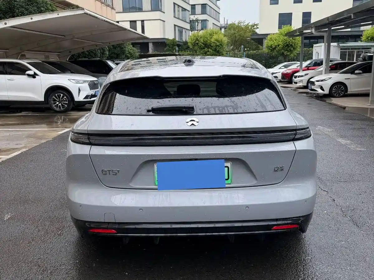 Фото 4 - NIO ET5T