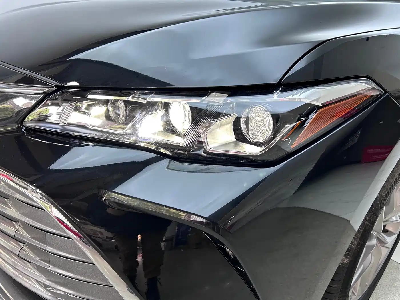 Toyota Avalon 2021 2.5L Luxury Edition фото 28