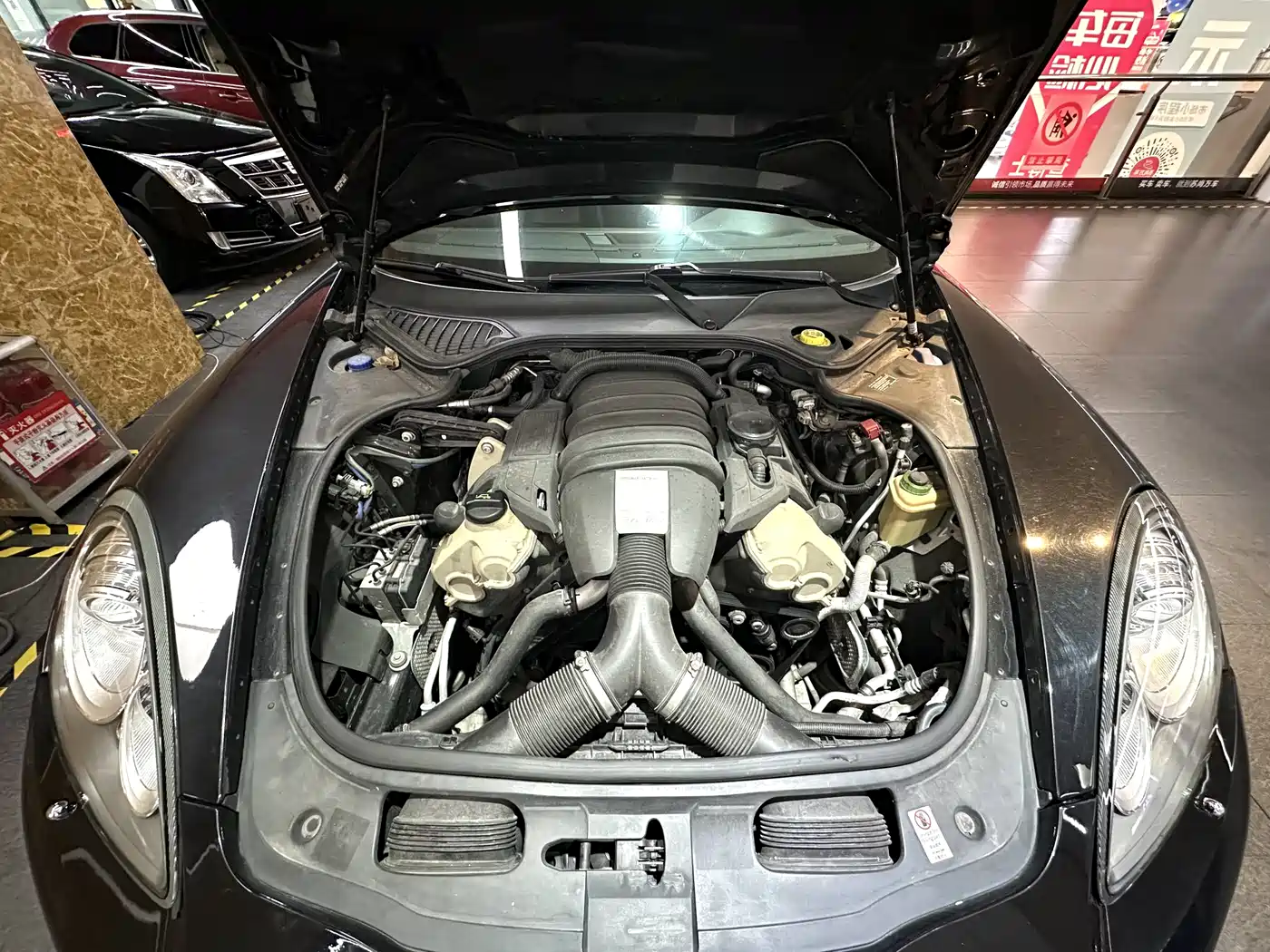 Porsche Panamera 2010 2010 Panamera 3.6L