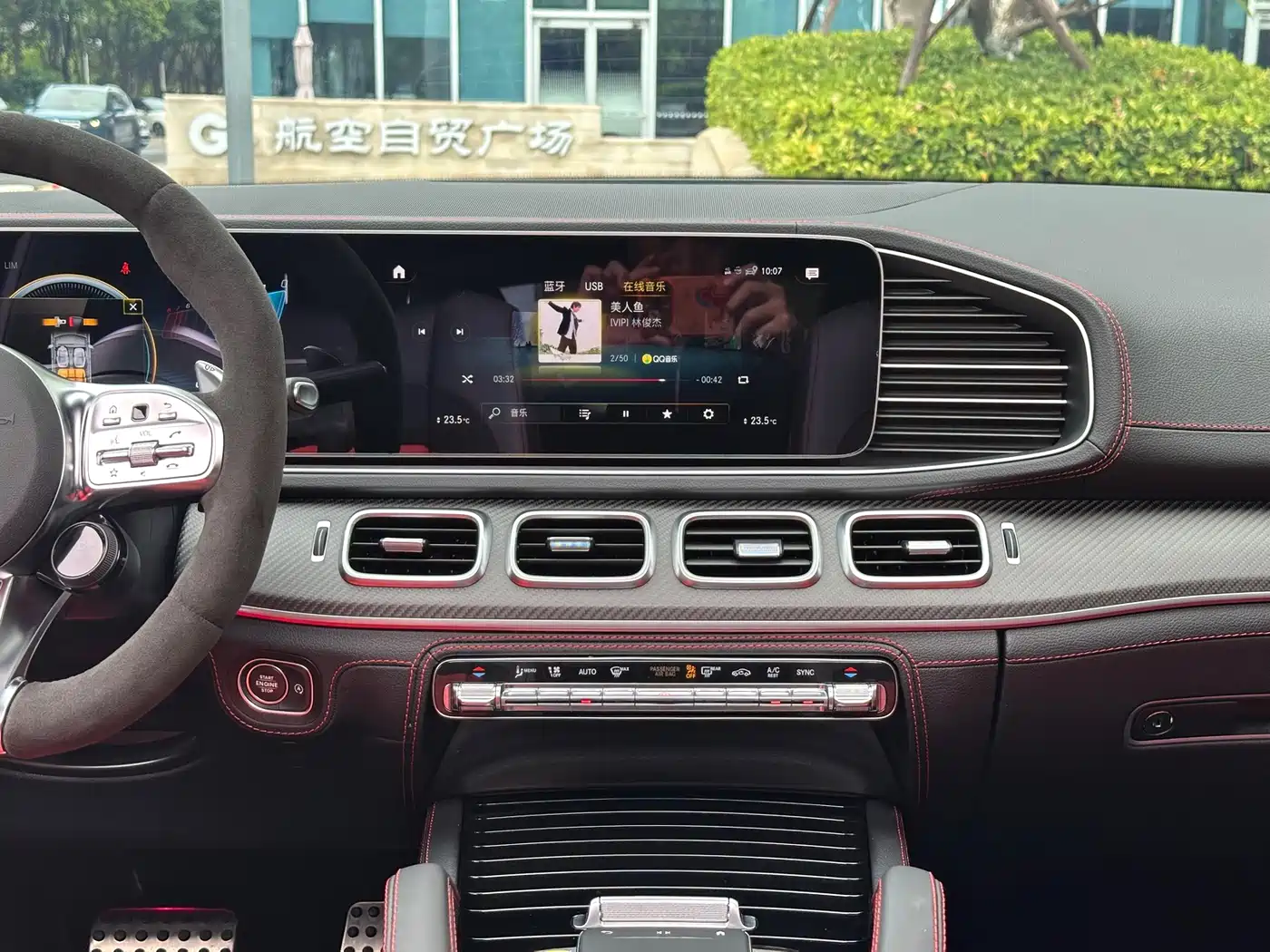 Photo 10 - Mercedes-Benz GLE AMG