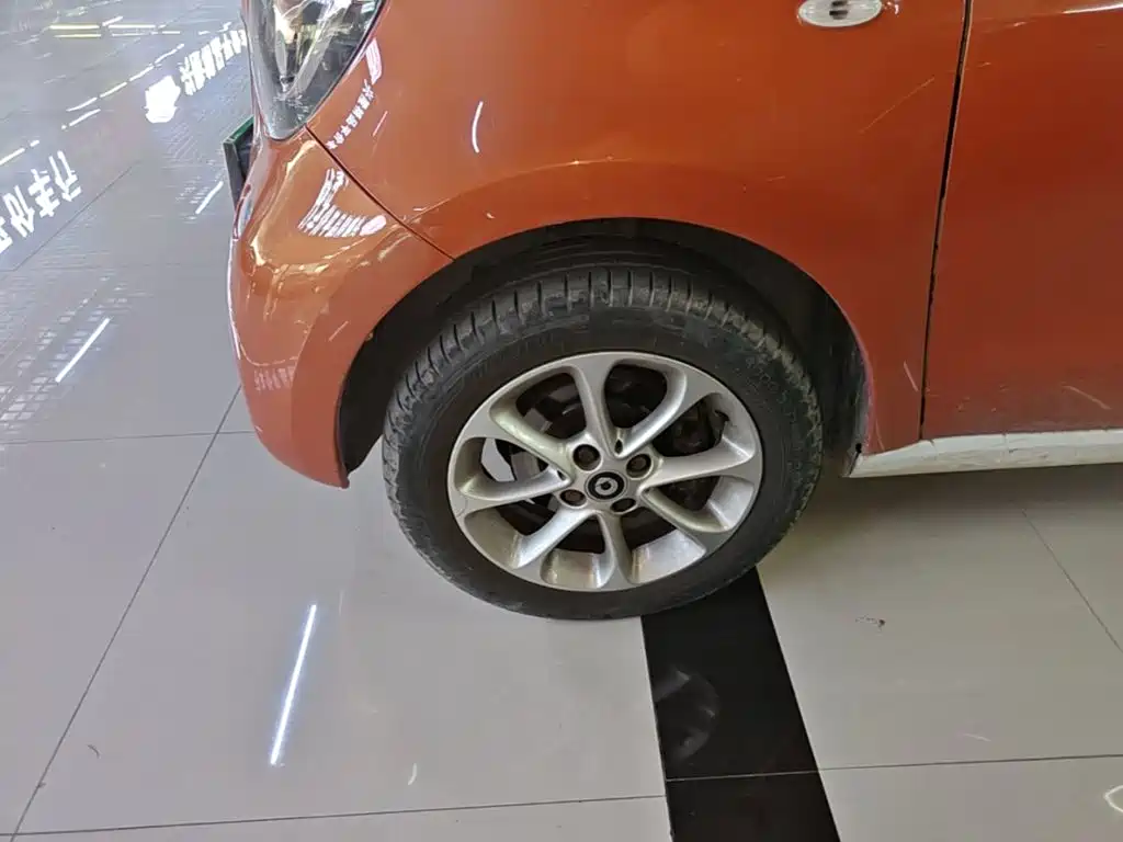 smart forfour 2019 2018 1.0L 52kW Agile Edition