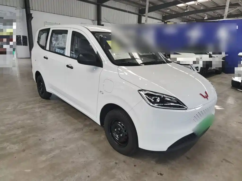 Wuling Motors Wuling Hongguang New Energy 2026 2025 Model Range Extender Hybrid 50KM Standard